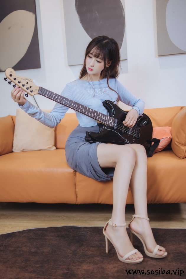 羽生三未 – NO.014  吉他妹妹[43P-421.4M]