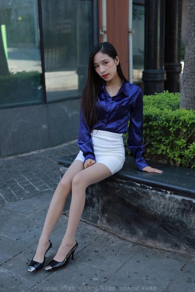 [IESS异思趣向] 2022.11.06 丝享家 1260 美子《白裙街拍》[89P-1