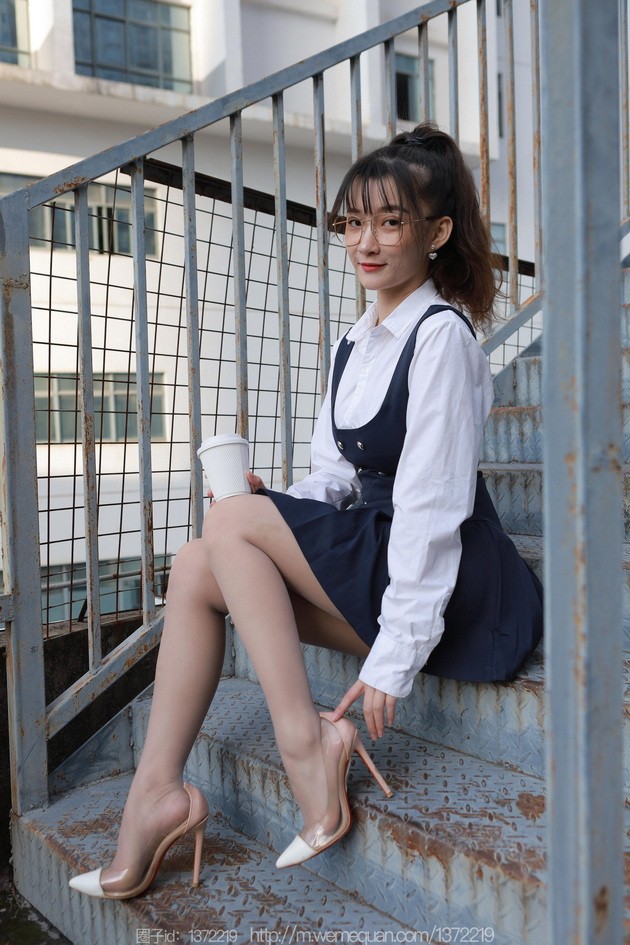 [IESS异思趣向] 2022.12.13 丝享家 1297 秋秋《楼梯偶遇婉萍》[7