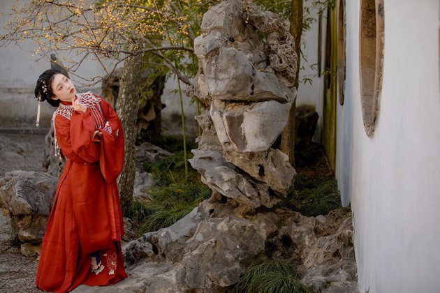 [YITUYU艺图语]2021.09.09 寒香 三也子[19+1P／433MB]